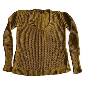 Banana Republic 100% Italian Linen olive Green Scoop Neck sweater size M